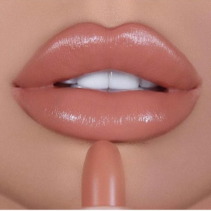 رژلب مخصوص تابستان