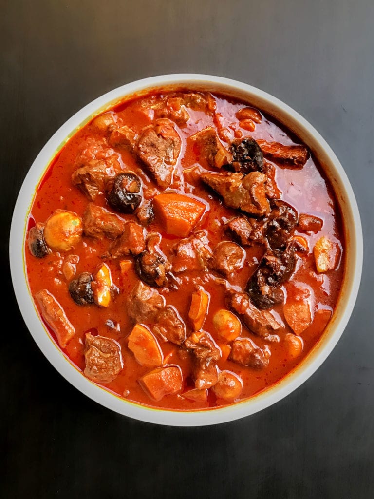 خورشت سیب و آلو قیسی با گوشت
