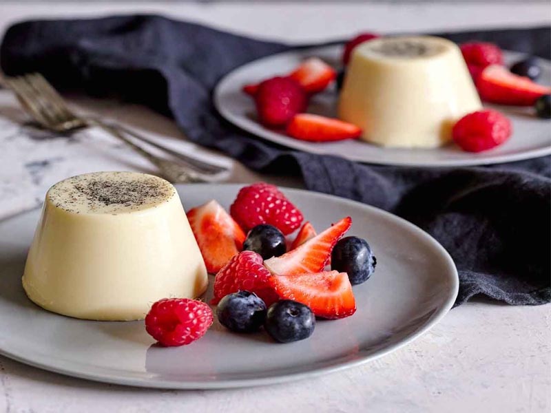 طرز تهیه دسر پاناکوتا وانیلی در پورتال جامع فرانیاز فراتراز نیاز هر ایرانی .