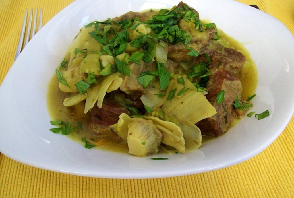 خورشت کنگر با گوشت