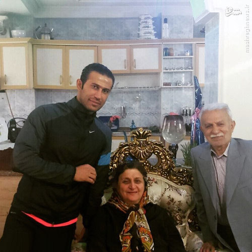 بیوگرافی مهرداد اولادی