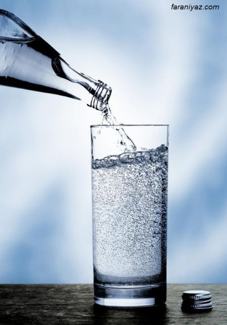 آب گازدار بنوشیم یا نه؟