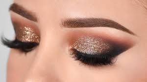 آرایش چشم ملایم با سایه طلایی