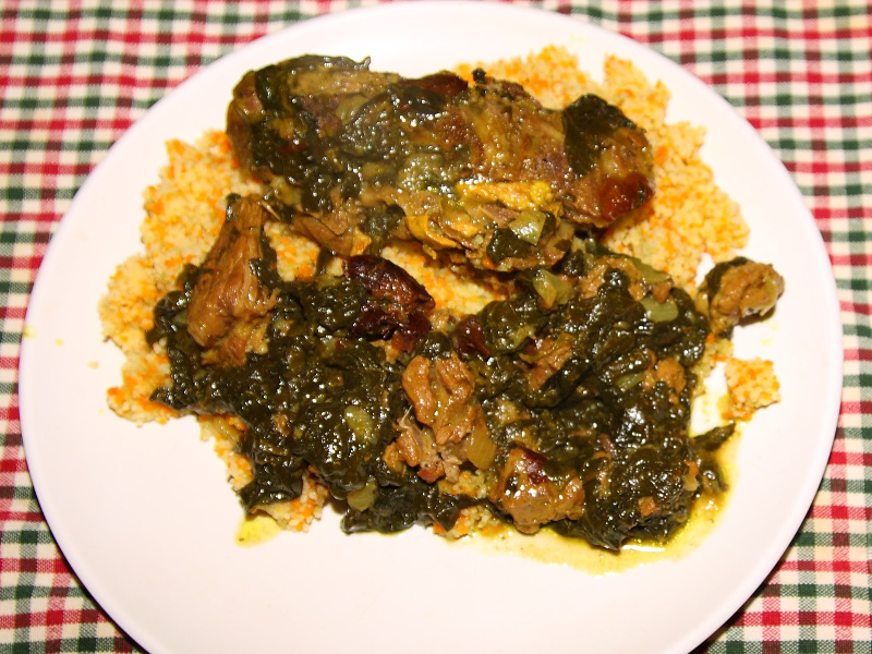 خورشت الو اسفناج با گوشت