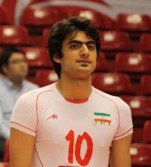 بیوگرافی امیر غفور