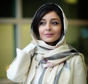 بیوگرافی ساره بیات