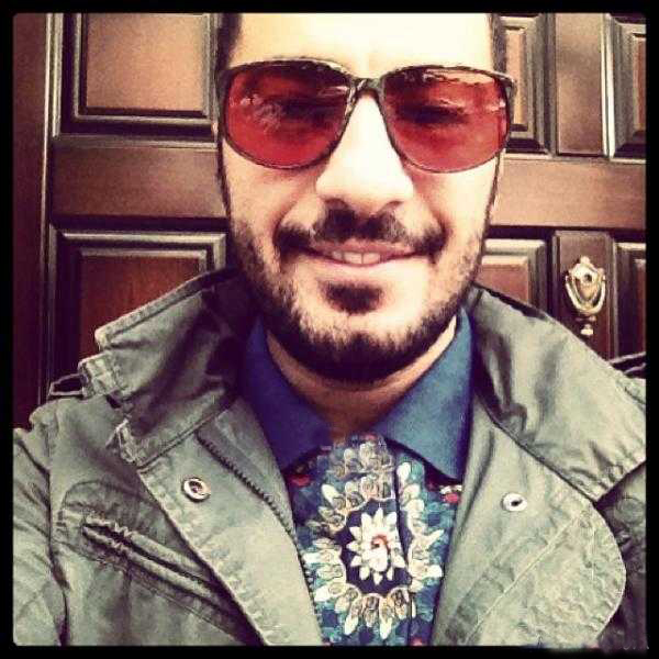 نوید محمد زاده