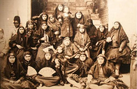 نحوه انتخاب زنان حرمسرای قاجار چگونه بود؟ در پورتال جامع فرانیاز فراتر از نیاز هر ایرانی