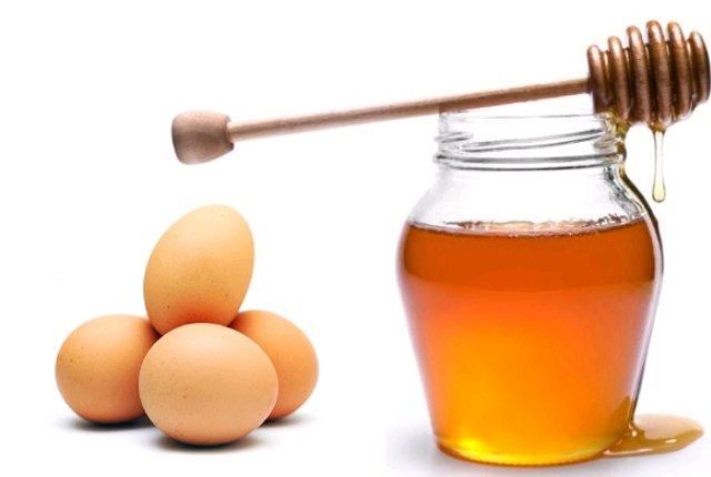 عکس آشنایی با تهیه انواع ماسک برای پوستهای خشک عکس آشنایی با تهیه انواع ماسک برای پوستهای خشک